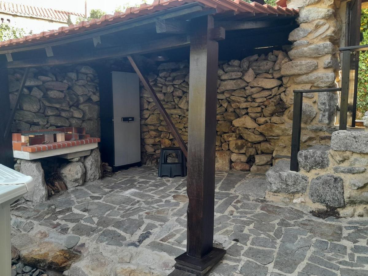 Ninho Do Corvo Da Urgueira Villa Urgueira  Exteriör bild